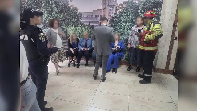 Ce a observat o victimă din liftul prăbușit la Ministerul Transporturilor. „S-au deformat și plafonul și podeaua”