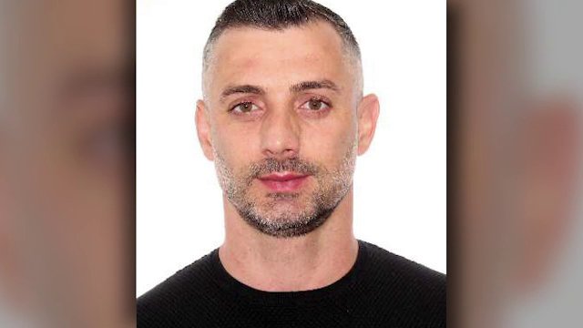 Un condamnat din Iași a fost dat în urmărire generală după ce și-a rupt brățara electronică înainte să fie primească pedeapsa