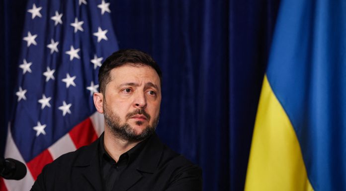 Politico: Volodimir Zelenski l-a trimis pe şeful echipei de negociatori în SUA pentru noi discuţii de pace