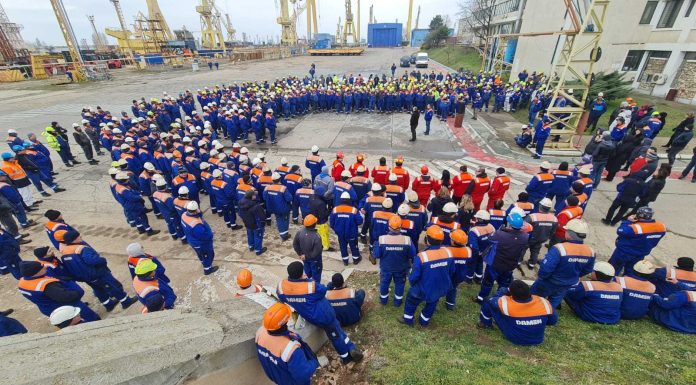 Concedieri colective în două tranşe la şantierul naval Damen Mangalia. Angajaţii pot primi până la nouă salarii compensatorii. Ultimii salariaţi părăsesc compania pe 16 iulie 2026