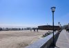Minivacanța de 1 Mai pe litoral. Care este atmosfera pe plaja din Mamaia și cât costă un mic