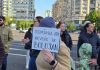 UPDATE 4: Manifestație de susținere a premierului Ilie Bolojan în București: „Poate ne aude și președintele”. 1.500 de oameni în stradă la Oradea: „Ilie – democrație forță!”. Primarul general, despre Bolojan: „Un astfel de om apare rar”