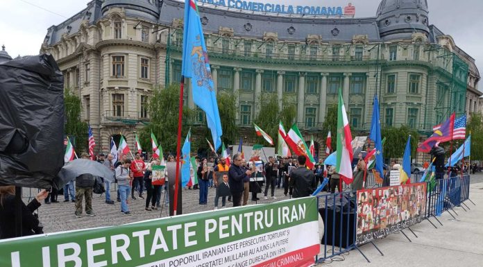 În pofida uciderii sau arestării a zeci de mii de protestatari, a războiului cu SUA ori a sancţiunilor internaţionale împotriva Iranului, Grupul parlamentar românesc de prietenie cu Republica Islamică Iran rezistă