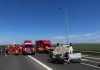 UPDATE – Prahova: Trafic blocat pe DN1D Ploieşti-Slobozia, în urma unui accident produs la intrarea pe autostrada A7 / Patru persoane au fost rănite / Un şofer beat a provocat accidentul – FOTO