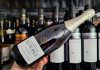 Vinul zilei: o șampanie cremoasă, cu discrete note de biscuiți, ce dezvăluie arome de pere, mere și miere. Un cupaj rafinat de Pinot Meunier, Pinot Noir și Chardonnay, cotat cu 92 de puncte James Suckling