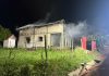 Incendiu devastator în Galați după ce o casă a fost lovită de un fulger