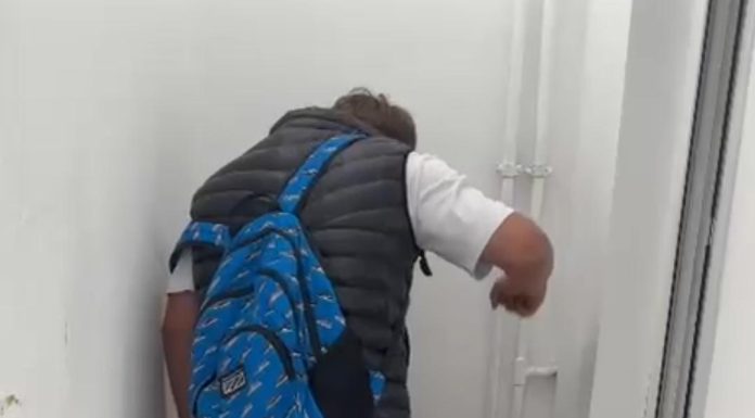 Cinci elevi sunt cercetaţi după ce şi-au agresat doi colegi într-o unitate de învăţământ din Tulcea