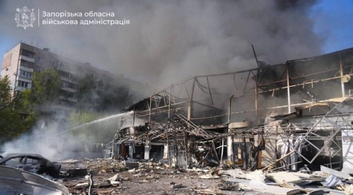 Ucraina semnalează noi atacuri cu scurt timp înainte de intrarea în vigoare a armistiţiului anunţat de Kiev