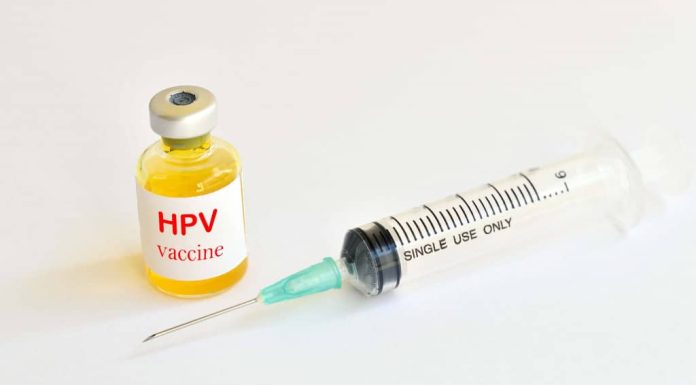 Studiu: Adolescentele vaccinate împotriva HPV au un risc „aproape de zero” de a muri de cancer de col uterin înainte de 30 de ani