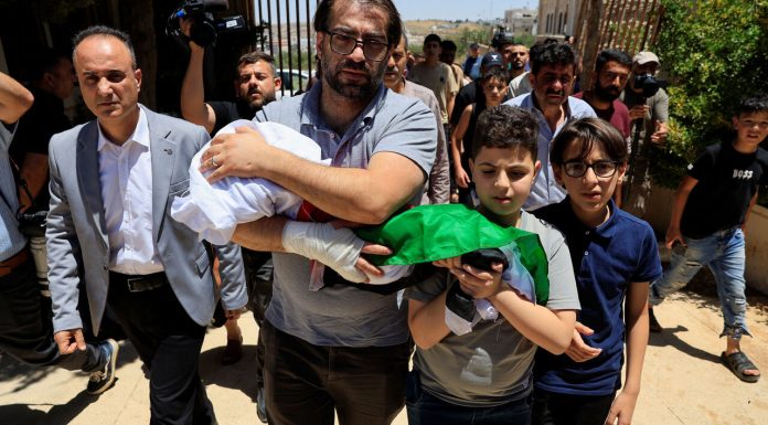 Un bebeluș palestinian a fost împușcat mortal de armata israeliană