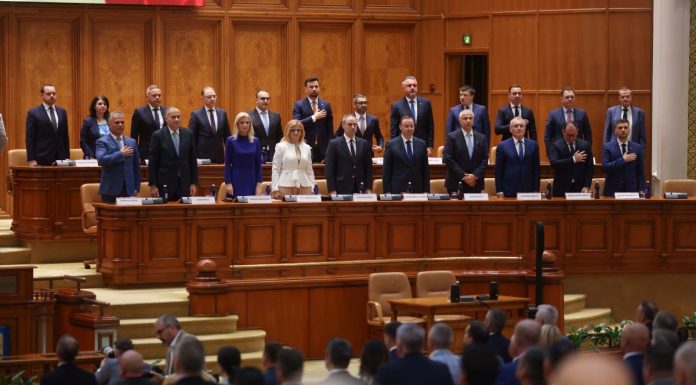 GUVERNUL VEŞTEA A PICAT: Radu Miruţă: România are nevoie de un guvern cu puteri depline. Dar, mai presus de atât, are nevoie de un guvern cu mintea şi sufletul îndreptate spre Vest / Darău: Emomentul să fie oprită ruleta rusească jucată pe viitorul ţării