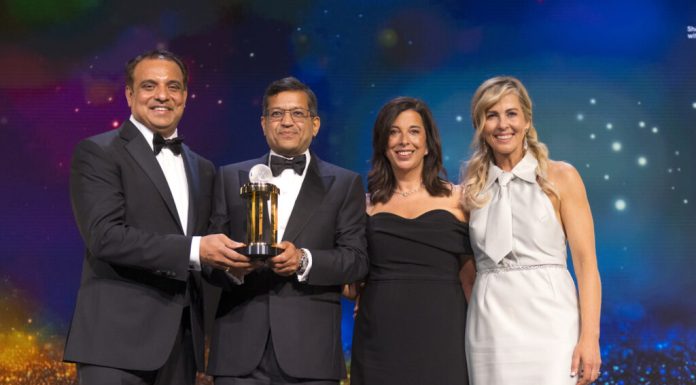 Jitendra Mohan, Sanjay Gajendra și Casey Morrison din Statele Unite, desemnați EY World Entrepreneur Of The Year™ 2026