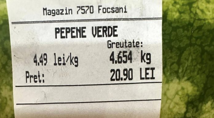 Paul din Focșani a cumpărat un pepene la 21 lei, din Kaufland. Abia când a ajuns acasă și l-a tăiat, și-a dat seama ce „țeapă” a luat