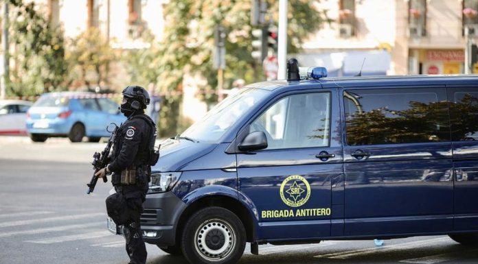 Colet suspect semnalat în apropierea Inspectoratului Judeţean de Jandarmi Botoşani