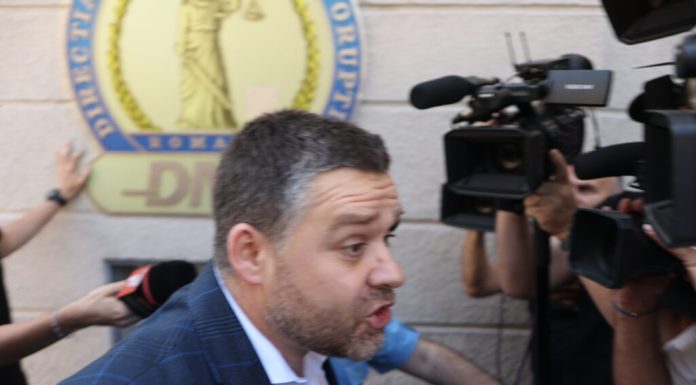 DNA continuă și astăzi audierile în cazul Ciucu, în timp ce Ciucu acuză „Sistemul” în Congresul PNL. Cine ajunge la DNA. Percheziții DNA la Primăria Sectorului 6