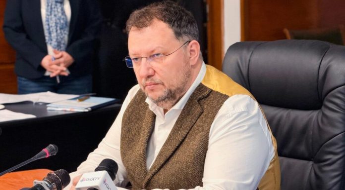 Încă un greu PNL îl contrează pe Bolojan. Liderul din Muntenia care și-a pus organizația să-l voteze pe Adrian Veștea