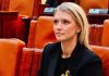 Alina Gorghiu: Astăzi, am primit, alături de colegul meu, senatorul Mihai Coteţ, mandatul primarilor din Argeş de susţinere a premierului desemnat, Adrian Veştea