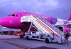 O româncă a primit interdicție de a mai zbura cu Wizz Air timp de un an. Ce a făcut în timpul zborului Roma–București
