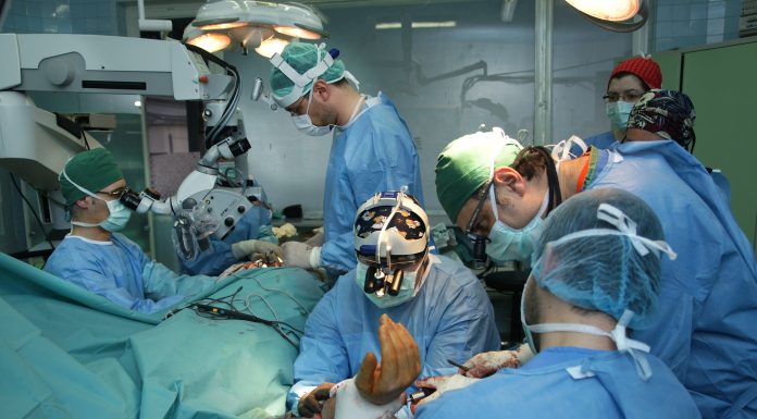 Ministerul Sănătății, propuneri radicale la Legea salarizării: gărzile, plătite dublu, iar medicii, 100% din salariu bonusuri