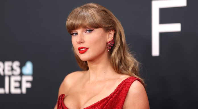 Forbes: Taylor Swift este cea mai bogată cântăreaţă din toate timpurile