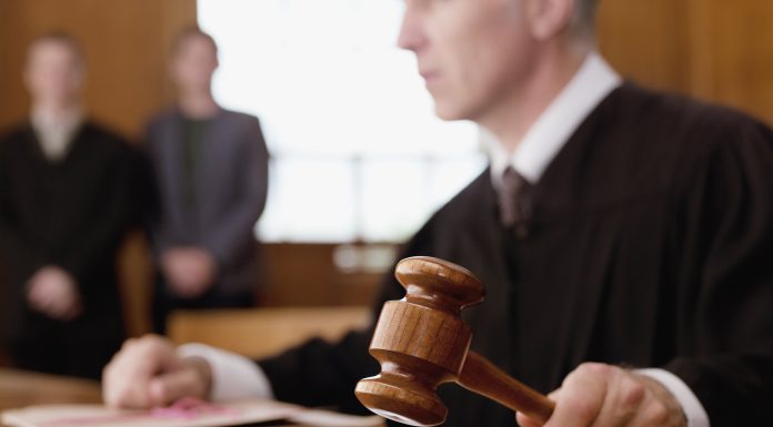 Un bărbat a primit despăgubiri de aproape 35.000 de euro pentru că angajatorul lui nu i-a dat deloc de lucru timp de un an