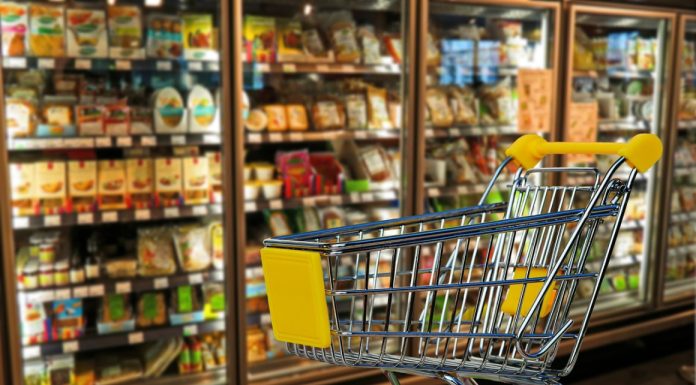 Tanczos Barna: Am cerut prelungirea plafonării adaosului comercial la alimentele de bază până la sfârşitul anului / Comisia pentru agricultură a Camerei Deputaţilor a votat prelungirea