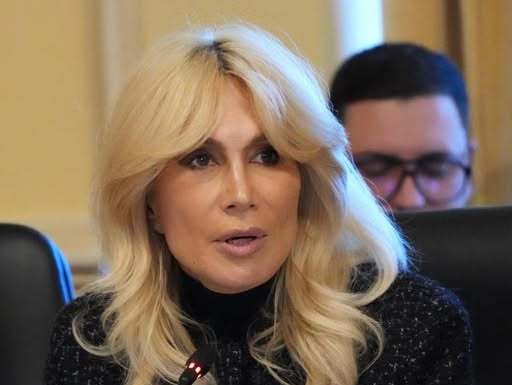 ADRIAN VEŞTEA, DESEMNAT PREMIER – Raluca Turcan (PNL): Votanţii preşedintelui Nicuşor Dan se întreabă astăzi dacă România Onestă se poate construi pornind de la trădări şi lipsa de loialitate