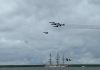 Bricul Mircea, flancat de avioane de luptă ale Marinei Americane. ”Simbolizează ceva măreț”