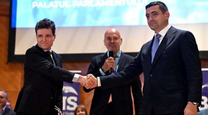 Vicepreşedinte PNL: Nicuşor Dan, primul preşedinte care va aduce extremismul la guvernare / După ani în care clasa politică a avertizat asupra pericolului extremismului, asistăm acum la un moment în care AUR este scos din izolare de preşedintele României