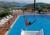 Măsură radicală în Elveția: străinii plătesc dublu pentru intrarea la piscină