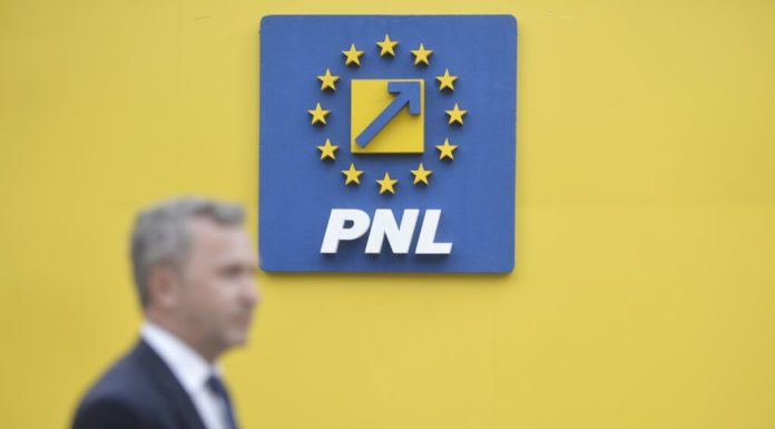Surse: Contestatarii lui Bolojan au cerut suspendarea în instanță a deciziilor PNL privind votul asupra Guvernului Veștea