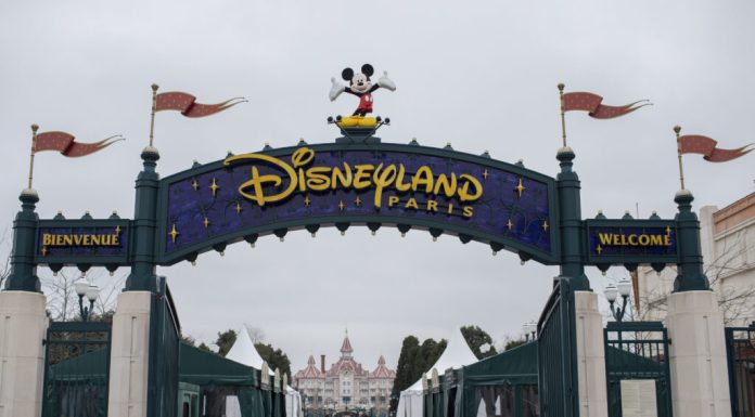 Disneyland Paris, încă pe minus după 34 de ani. Disney nu și-a recuperat investiția de 6,8 miliarde de dolari