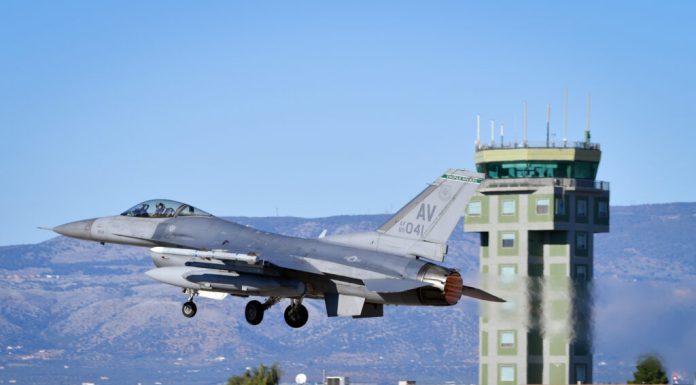 NYT: SUA intenționează să reducă numărul avioanelor de vânătoare și al navelor de război pentru operațiunile NATO din Europa