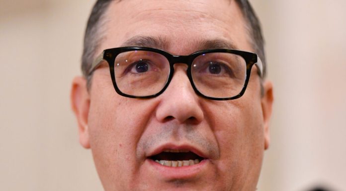 Fost premier, despre Guvernul Tomac: Matematic s-a închis. Pregătiri pentru „monstruoasa coaliție”