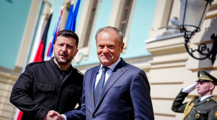 Tusk cere ca Polonia să fie inclusă în discuțiile privind încheierea războiului din Ucraina