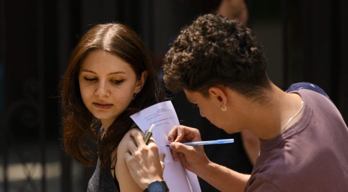 Examenul național de bacalaureat 2026 începe luni, cu probele de evaluare a competențelor
