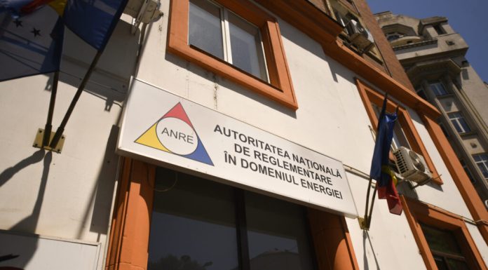 Decizie fără precedent la ANRE: licența unui furnizor de energie, retrasă după abateri repetate. Ce se întâmplă cu clienții