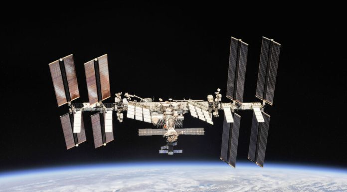 Alertă pe Stația Spațială Internațională: astronauții, trimiși în capsula de evacuare după ce o scurgere de aer s-a agravat