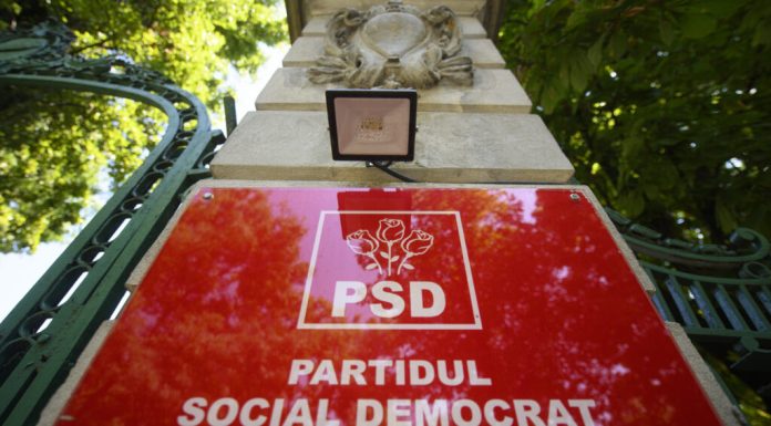 PSD îl acuză pe Bolojan că „blochează toată România” după decizia PNL de a nu vota Guvernul Tomac