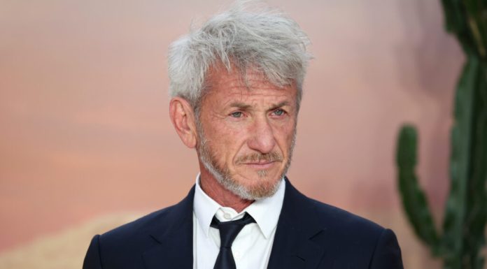 Un laureat al Oscarurilor șochează: invocă Holocaustul pentru a-și justifica ura față de selfie-uri