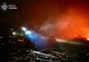 Rusia a lansat un nou atac aerian masiv asupra Ucrainei. Explozii și o coloană mare de fum, semnalate la Kiev