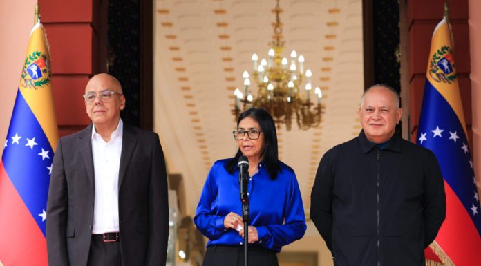 Vizită surpriză: Președinta interimară a Venezuelei, Delcy Rodriguez, se întâlnește cu Recep Tayyip Erdogan