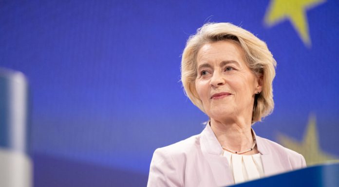 UE dorește ca gospodăriile să reducă consumul de energie în orele de vârf. Care este motivul