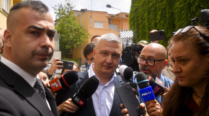 Premieră în Justiția militară produsă de DNA Militar: Generalul Vlad este primul militar după 1990 cercetat pentru uzurparea funcției