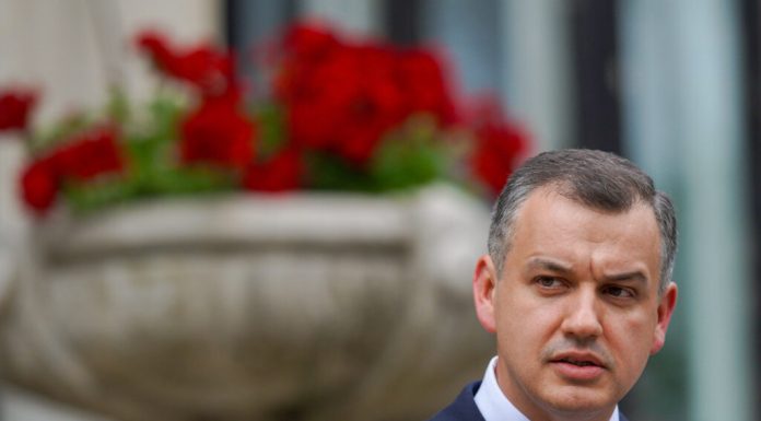 Eugen Tomac, moment marcant din copilărie: „Umblam desculți spre frontieră și priveam cu ură sârma ghimpată care ne despărțea”