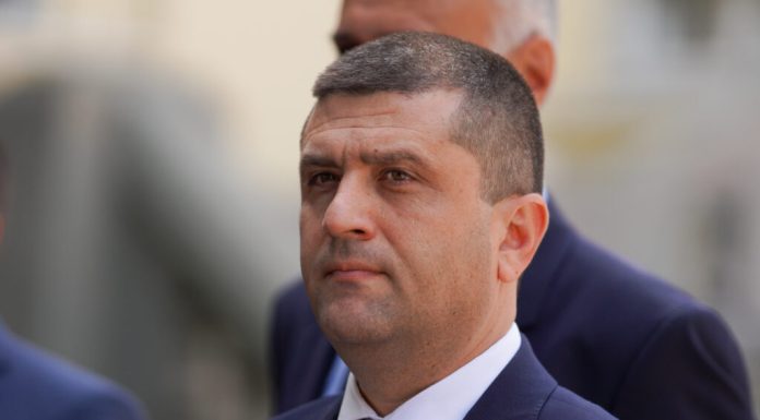 Sunt mai multe probleme decât zile de când am ajuns ministru. Radu Miruță reclamă blocaje la CFR și avertizează asupra riscului pierderii unor fonduri PNRR