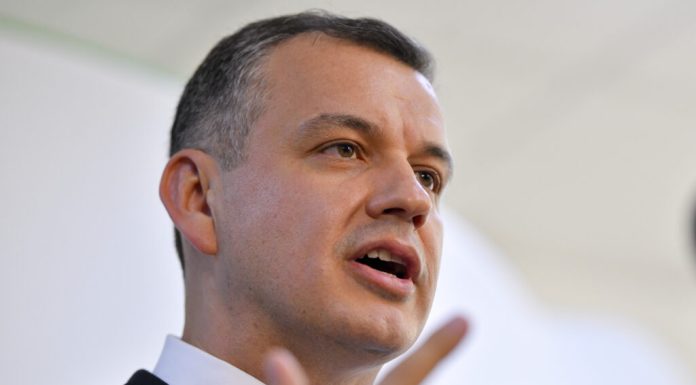 „Nu este guvernul lui Tomac. Este guvernul României”. Premierul desemnat, după consultările cu UDMR