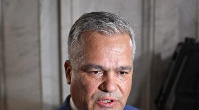 Guvernul Veștea va fi votat AZI: audieri accelerate și vot de învestire luni. Premierul desemnat merge la discuții cu George Simion / Bolojan a convocat ședință extraordinară de Guvern