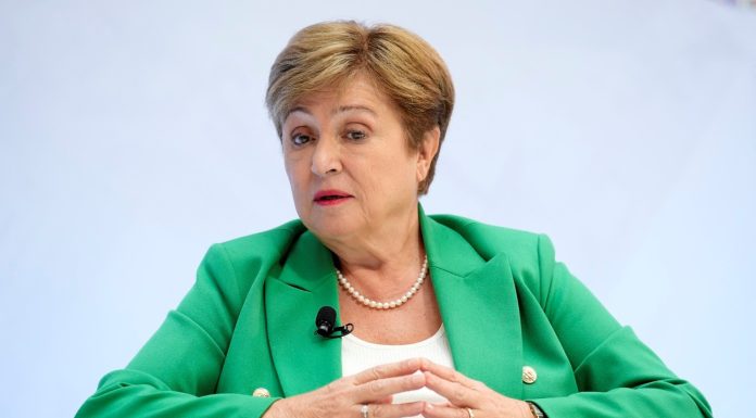 Rusia „și-a pierdut credibilitatea” în ciuda „unei pauze” oferite de creșterea prețurilor petrolului, afirmă șefa FMI