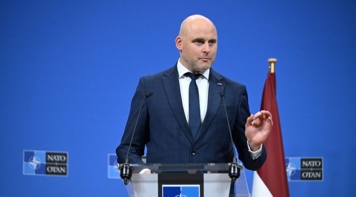 Propunerea Letoniei: UE să desemneze un emisar pentru negocierile de pace privind Ucraina. „Europa trebuie să fie la masa discuțiilor”